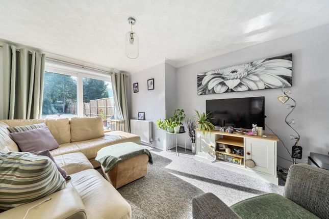 47, Morley Road, Hampshire photo 2