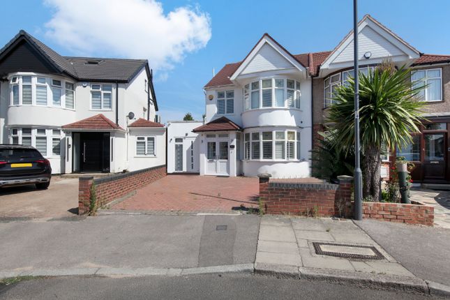 113, Kenton Park Crescent, Kenton photo 3