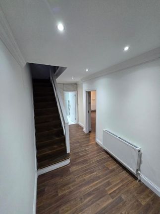 ., Sandhurst Drive, Ilford photo 4
