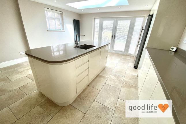 32, Cairnside, Sunderland photo 3