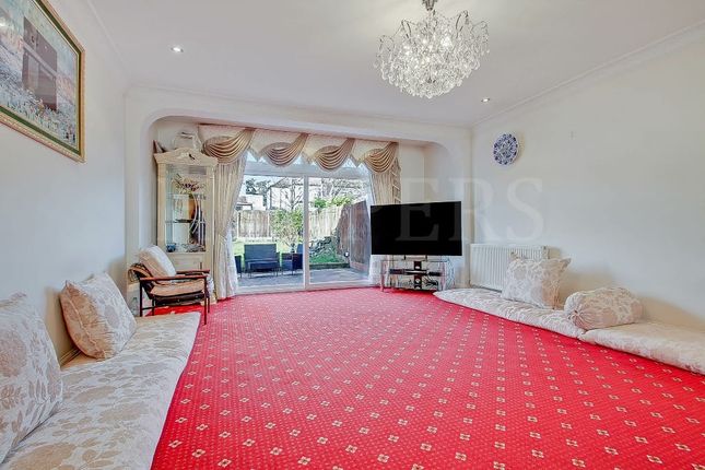 10, Sonia Gardens, London photo 3