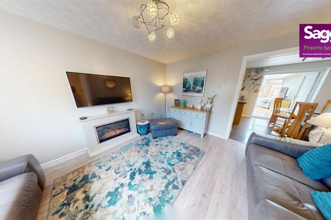 119, Churchwood, Pontypool photo 4