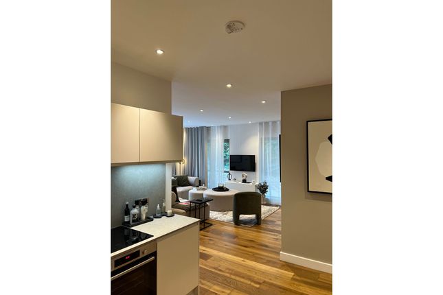 Flat for sale in Springfield Avenue, Springfield Court Springfield Avenue