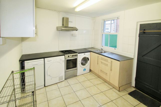 Terraced house to rent in Osney Lane, Botley, Oxford