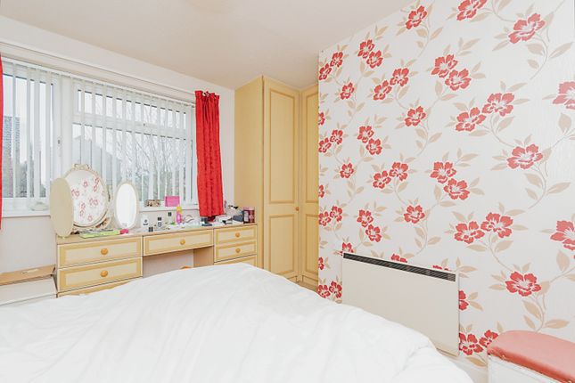 Flat for sale in Penney Brook Fold, Hazel Grove, Stockport, Cheshire