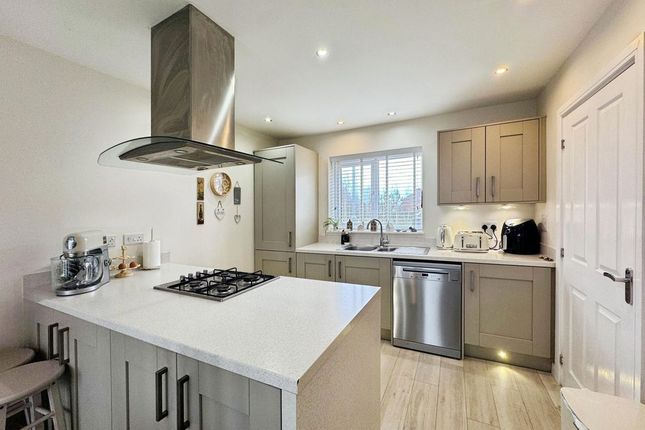 6, Standrop Crescent, Morpeth photo 2
