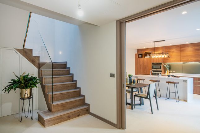 Thumbnail Mews house for sale in Abbey Road, St. John's Wood