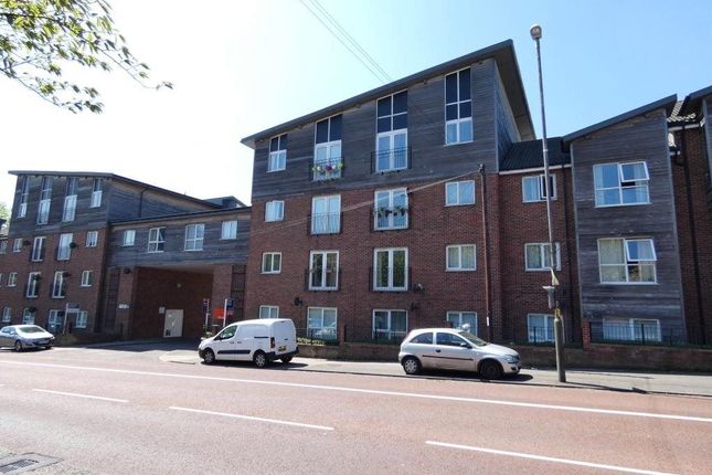 Flat to rent in Blacklock Close, Gateshead
