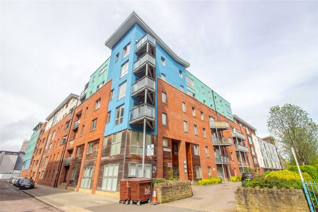 Thumbnail Flat for sale in Sweetman Place, Bristol