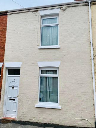 Thumbnail Room to rent in 4 Way House Share, Gloucester