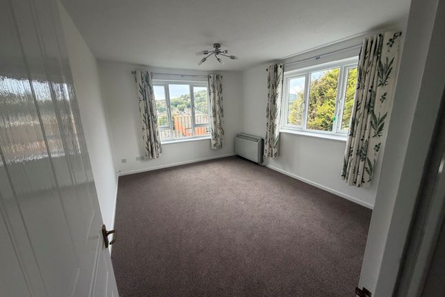 Flat 7 Mayfield Court, Dover photo 3