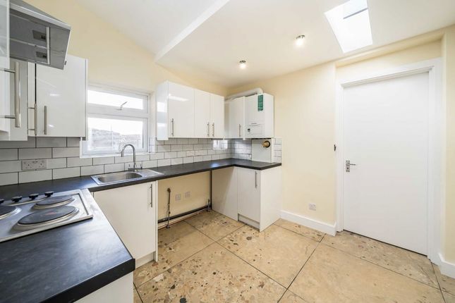 Thumbnail Property to rent in Kenlor Road, London