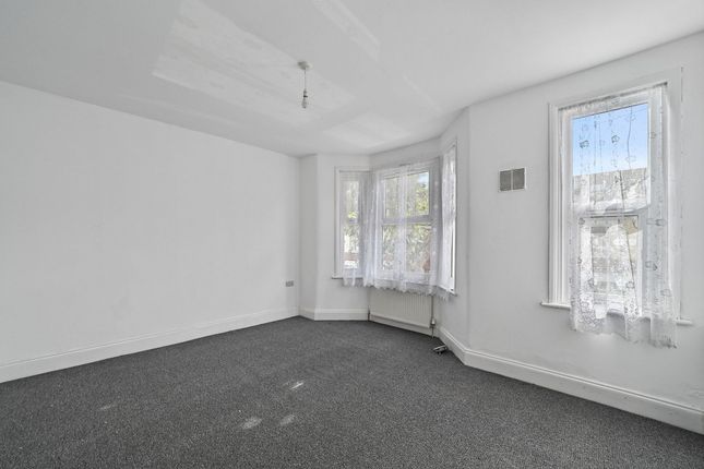 Terraced house for sale in Caledon Road, London
