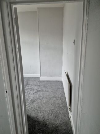 16 Baldwin Street, Easington photo 5