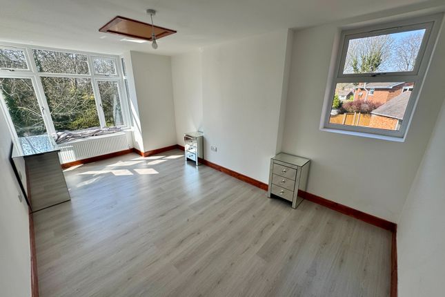 33C, Buchanan Avenue, Walsall photo 5