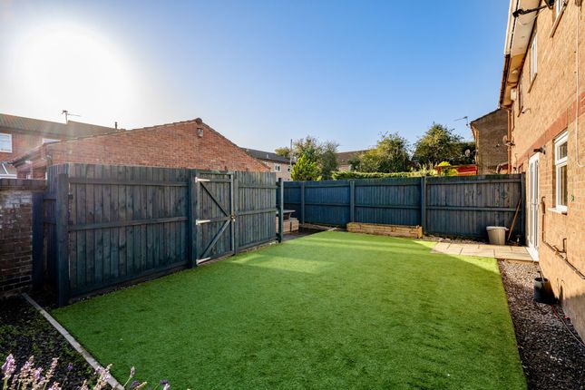11 Oakmeadow Drive, Cardiff photo 4