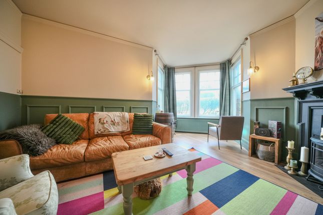 2a Vicarage Road, Cromer photo 3