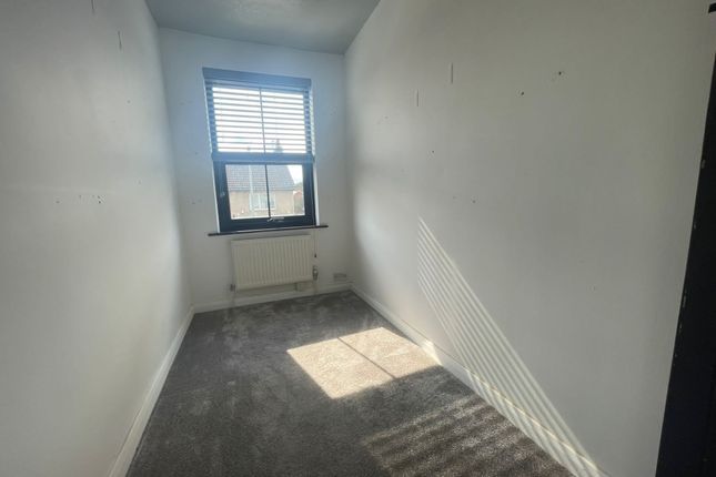 Semi-detached house to rent in Bramford Lane, Ipswich