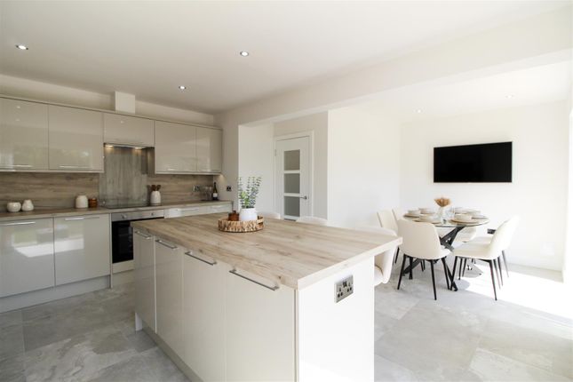 18, Myrtle Grove, Swansea photo 4
