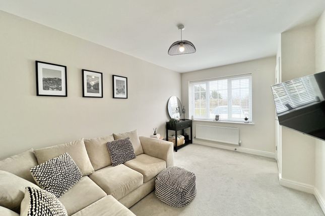 18, Blackthorn Place, Hambleton photo 3