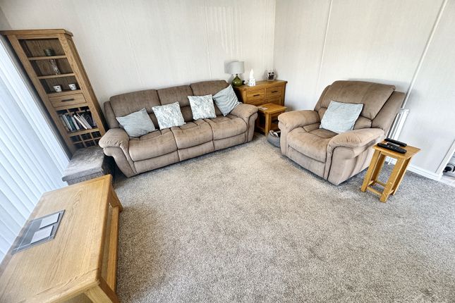 Private sale - Y8 The Yealands, Carnforth photo 3