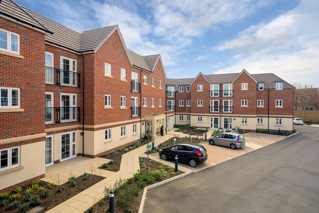 Thumbnail Property for sale in Lowe House, Knebworth
