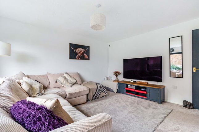 24 Field End, Uckfield photo 4