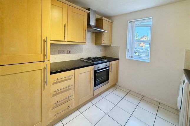 45, Lentworth Court, Merseyside photo 4