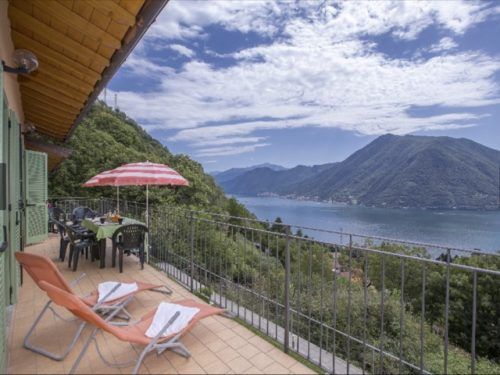 Thumbnail Apartment for sale in Provincia Di Como, Lombardy, Italy