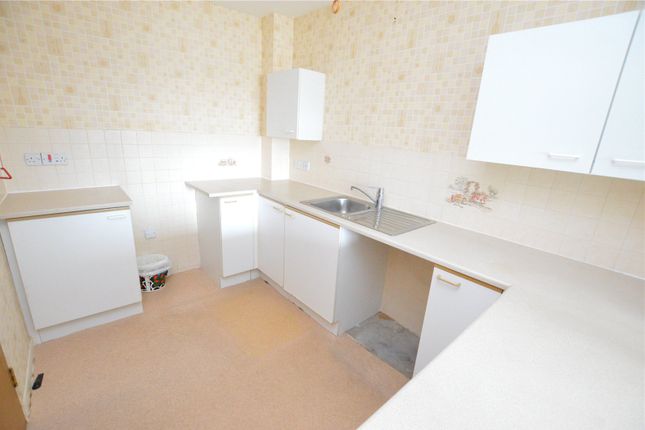 Flat for sale in Eleanors Court, Albion Street, Dunstable, Bedfordshire