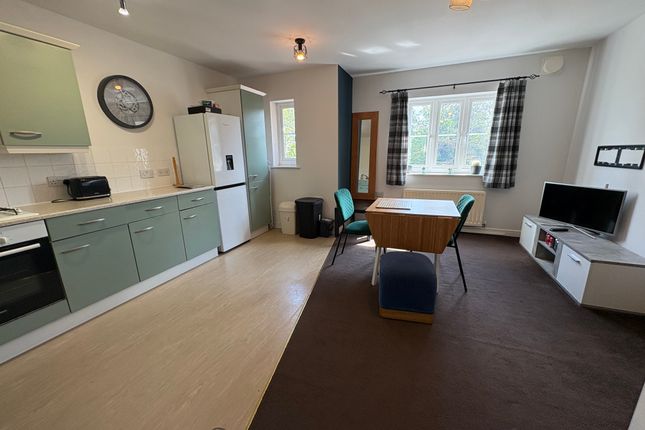 30, Regal Place, Peterborough photo 4