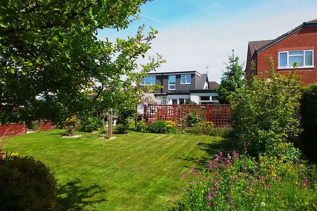 53, Wood Lane, Wirral photo 3