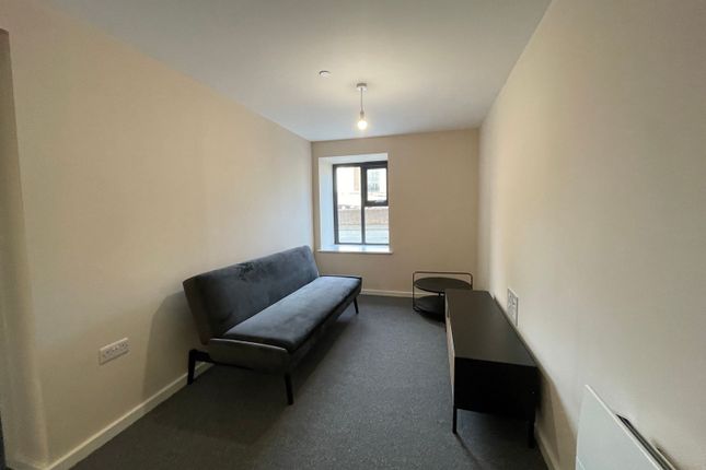 Flat to rent in Vestry Court, Manchester