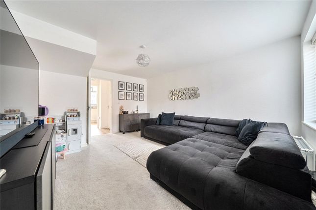 36, Mercer Avenue, Ebbsfleet Valley photo 2