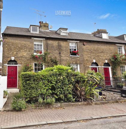 End terrace house for sale in High Street, Greenhithe