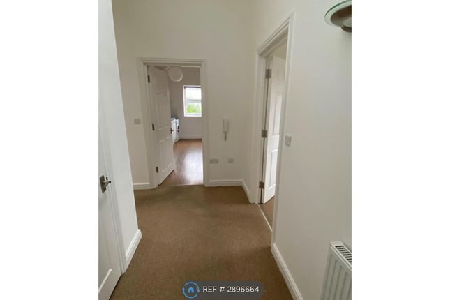 Flat, Grosvenor Road West Wickham, Kent photo 5