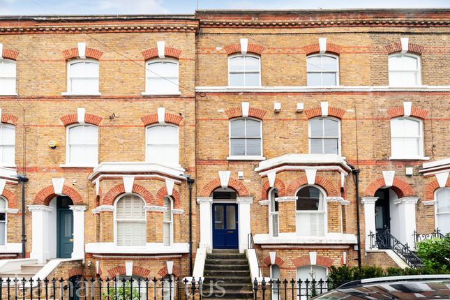 Thumbnail Flat for sale in Offerton Road, London