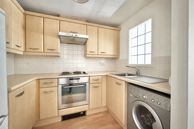 18 Park Mews, Park Gate, Southampton photo 4