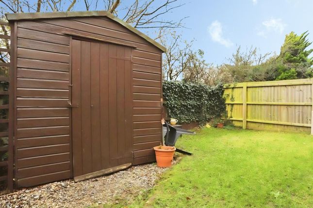 Staplehurst Close, Lowestoft photo 4