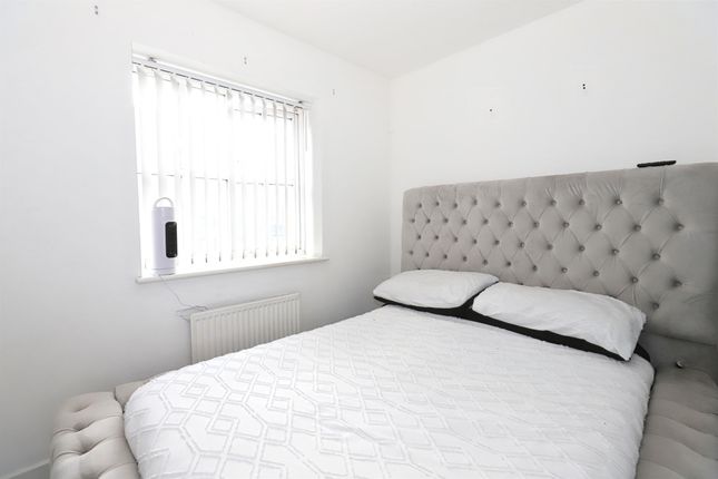 14, Stourbridge Road, KIDDERMINSTER photo 5