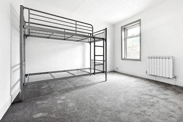 Room 1, Chatham photo 3