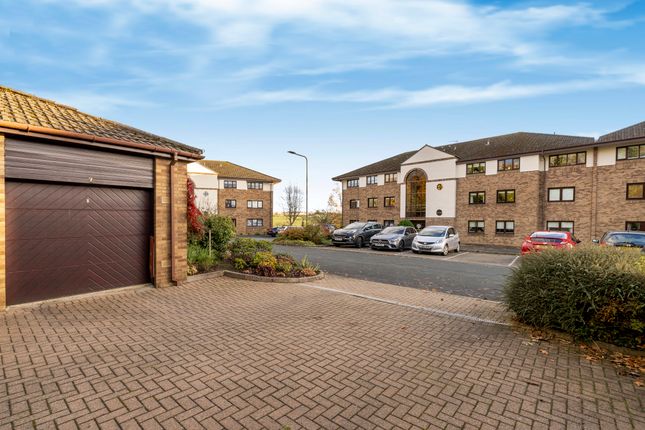 Flat for sale in 9 Ravenscourt, Thorntonhall