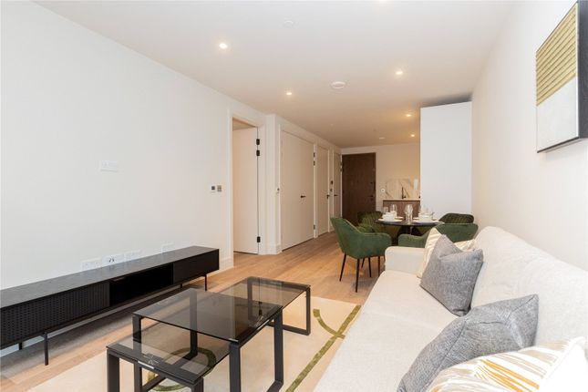 Apartment 19, West Hampstead Centra, 156, West End Lane, London photo 4
