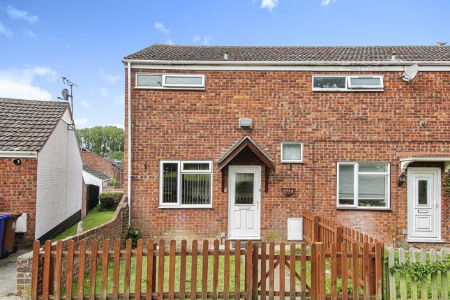 End terrace house for sale in Parkers Walk, Newmarket