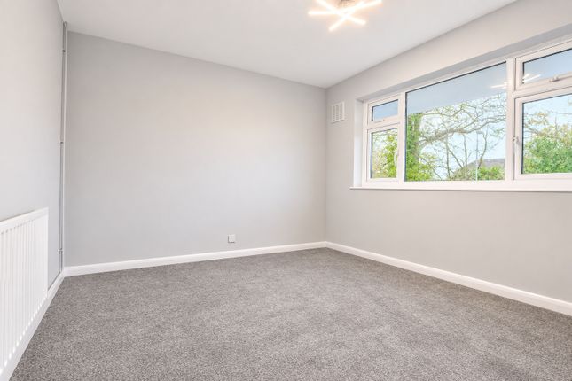 121c,, Prospect Road, Farnborough photo 3