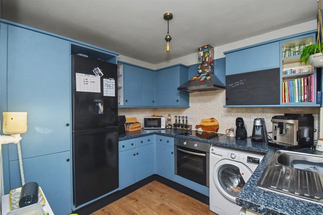 12, Patrick Road, Corby photo 4