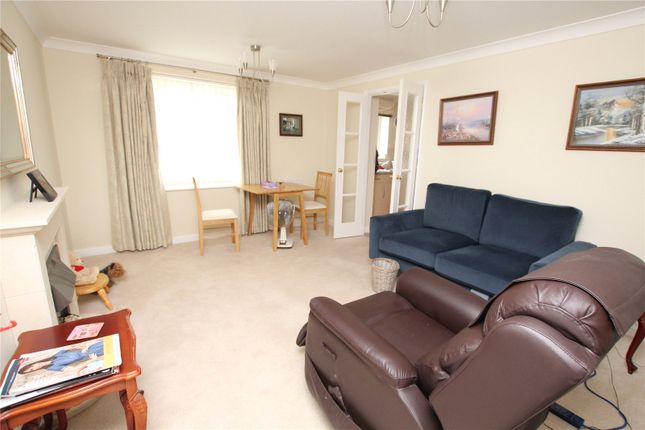 Flat for sale in Buckingham Road, Brackley