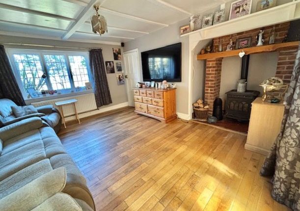 The Hive, 4 Seal Road, Selsey photo 3