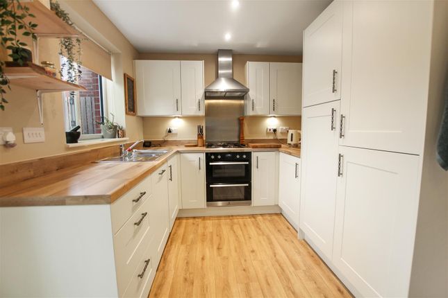 7, Goldfinch Way, Northallerton photo 4