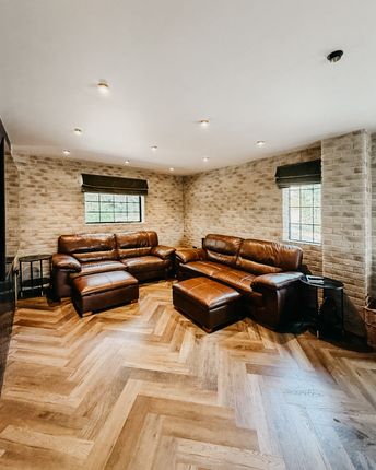 21 Walton Crescent, Bristol photo 4